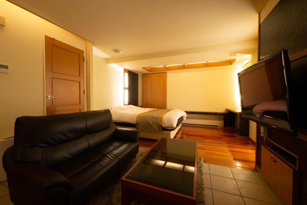 Hotel Rplus日高 (Adults Only) Hidaka  Екстериор снимка