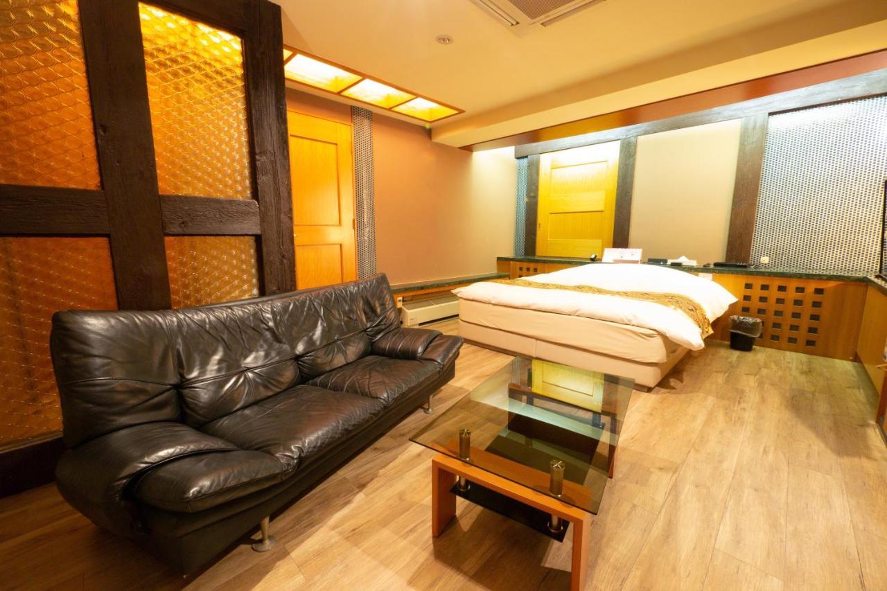 Hotel Rplus日高 (Adults Only) Hidaka  Екстериор снимка