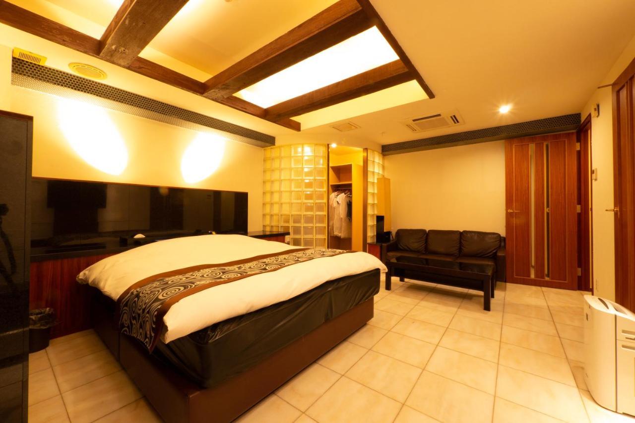 Hotel Rplus日高 (Adults Only) Hidaka  Екстериор снимка
