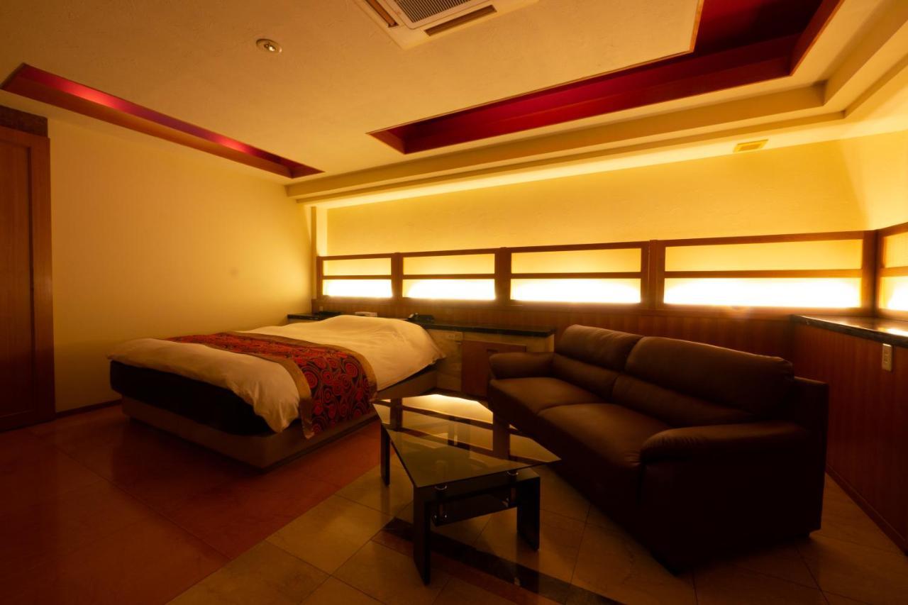 Hotel Rplus日高 (Adults Only) Hidaka  Екстериор снимка