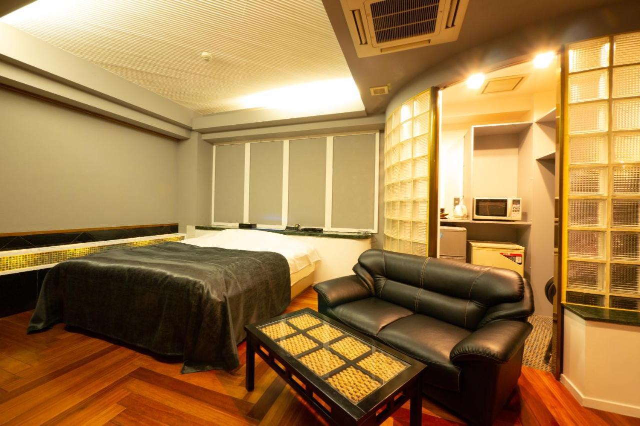 Hotel Rplus日高 (Adults Only) Hidaka  Екстериор снимка